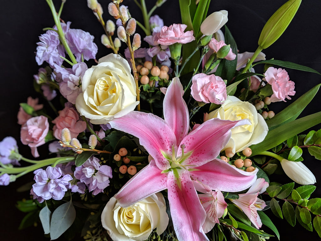 Gracious Bouquet – Ithaca Flower Shop